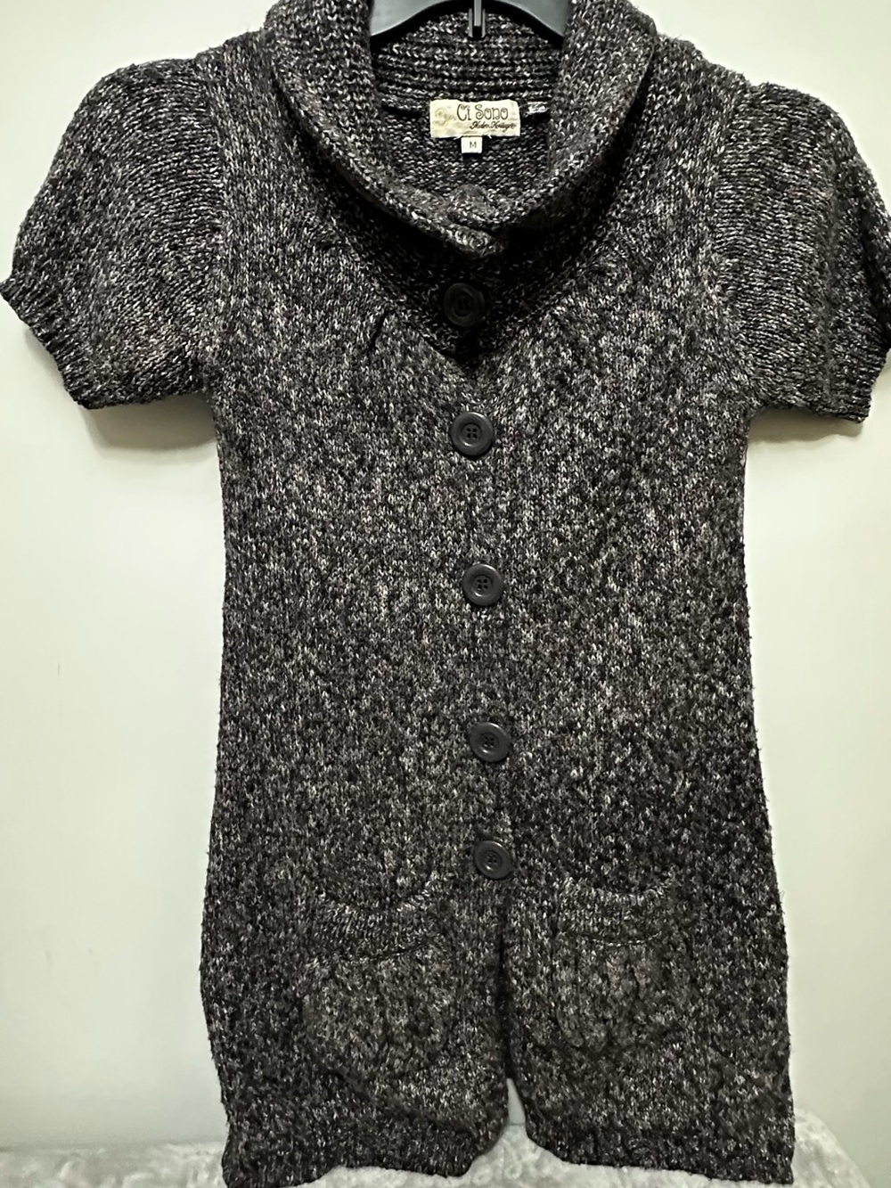 Ci Sono Marled Button-Up Short Sleeve Cardigan in Charcoal with Flecks